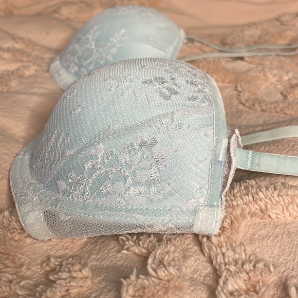 Baby Blue & White Lace Bra - Picture 4 of 8